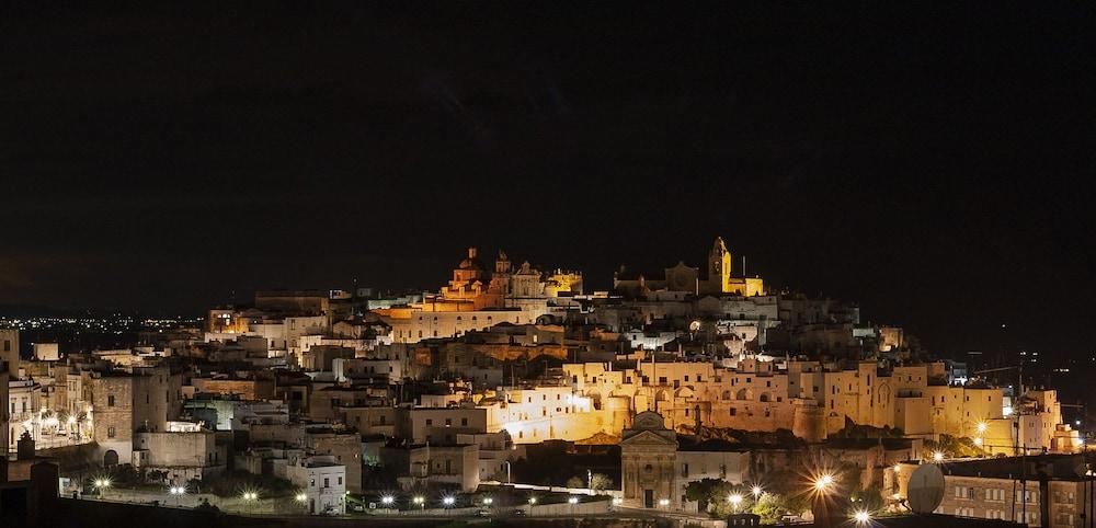 Ostuni Palace - Hotel Bistrot & Spa Екстер'єр фото