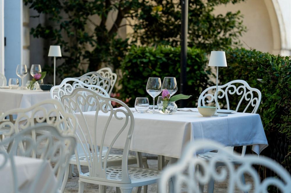 Ostuni Palace - Hotel Bistrot & Spa Екстер'єр фото